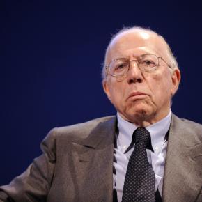 Stampa-Repubblica. “Una concentrazione che supera il 23% del mercato. E’ da annullare”. Parola di Fedele Confalonieri. Se lo dice lui che se ne intende c’è da&nbsp;crederci