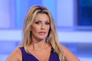 lapresse - paola ferrari - Foto Virginia Farneti / LaPresse 02-11-2009 Roma Spettacolo Trasmissione Porta a Porta Nella foto la giornalista Paola Ferrari Photo Virginia Farneti/Lapresse 02-11-2009 Rome Entertainment Tv show Porta a Porta In the photo Paola Ferrari