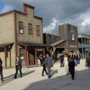 Milano è una città del tutto priva di fantasia. Ma sa sempre come coglierci con le mutande calate sulle&nbsp;ginocchia