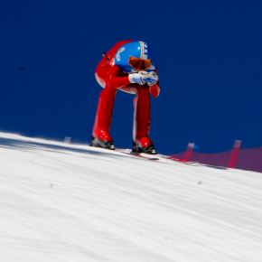Spettacolare serata con le grandi leggende dello sci. Tutti i campioni di ogni tempo del Kilometro Lanciato al Circolo della Stampa di&nbsp;Torino