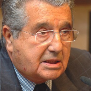 “De Benedetti, il primo editore impuro pentito che con i giornali si è divertito. Ma ormai al capolinea”