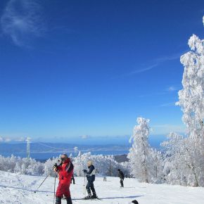 La piccola rivolta di Gambarie: “Anche noi vogliamo leggere i giornali!”