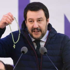 Salvini: “I vescovoni, Famiglia Cristiana e l’Avvenire non rappresentano i cattolici&nbsp;italiani”