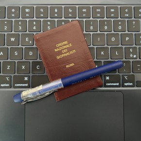 Saranno sufficienti 6 mesi per diventare praticanti. Bartoli: “Dobbiamo rimetterci al passo con i tempi”. Ma la categoria è spaccata a metà. Le nostre infinite&nbsp;attese